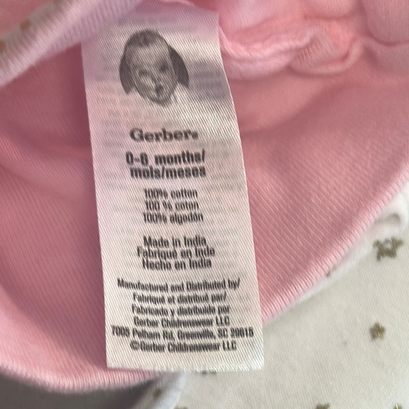 Gerber - Soft Pink Newborn "Princess" top, pants, and hat set w/ gold design - Picture 4 of 6